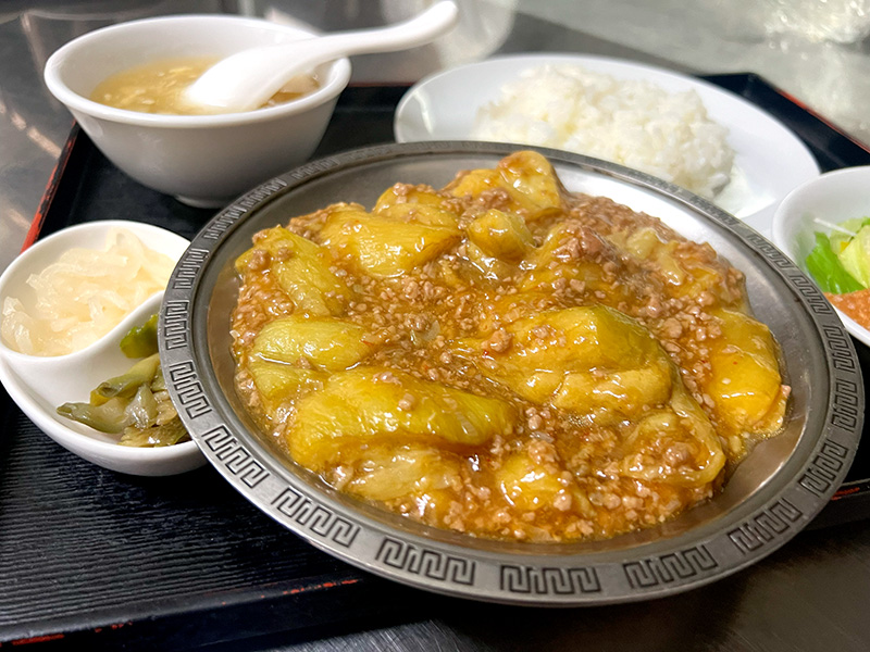ナスと挽肉のうまに